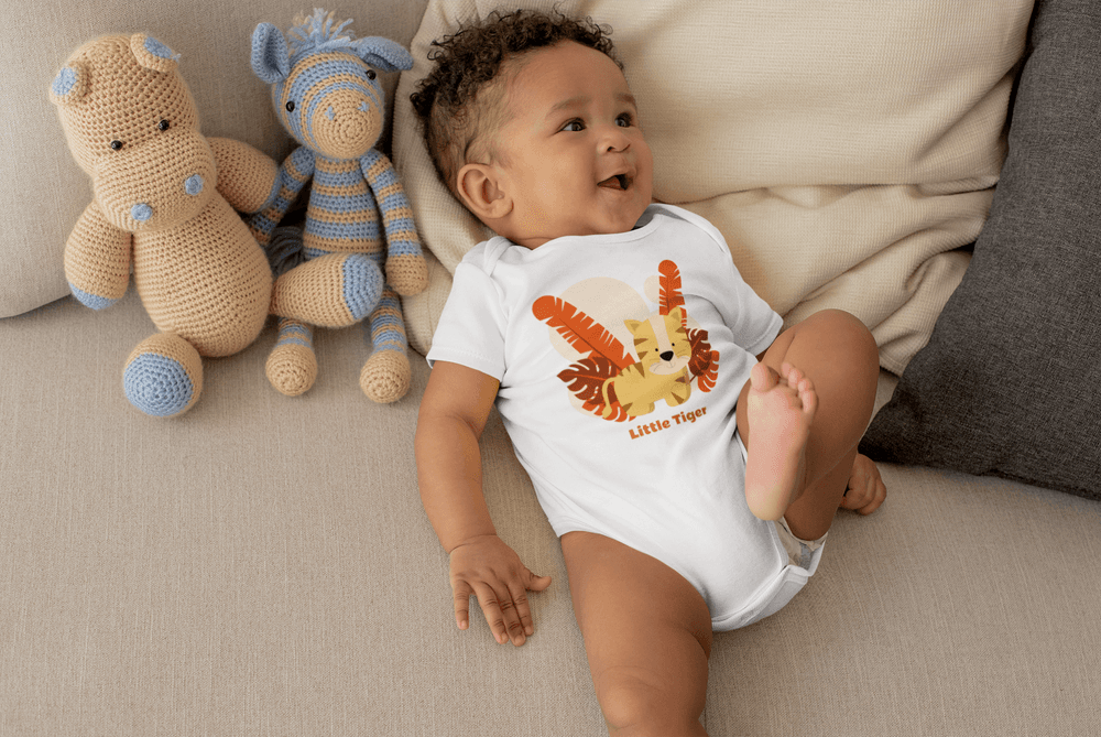 Soft cotton baby onesie & shirt with printed graphic Soft cotton baby onesie & shirt with printed graphic